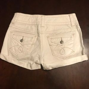 CAbi Jeans Women’s White Shorts Size 2